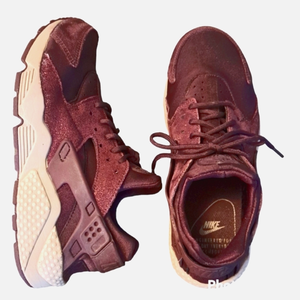 Nike Maroon Huarache Sneakers